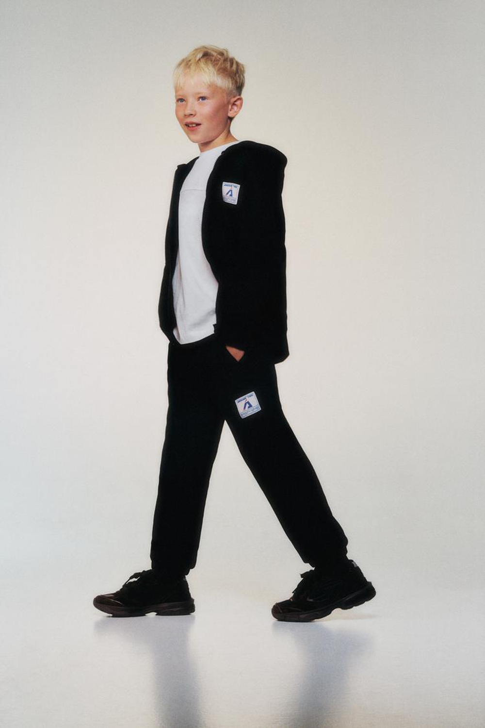 ZARA БРЮКИ-ДЖОГГЕРЫ, ЧЕРНЫЙ