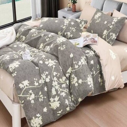 Комплект постельного белья "О. VANDA", сатин, 100% хлопок. Пододеяльник и наволочки на молнии!!!