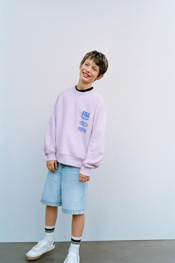 ZARA ХУДИ С ПРИНТОМ, СВЕТЛО-СИРЕНЕВЫЙ