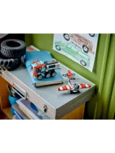 Конструктор Creator 31146 Бортовой грузовик с вертолетом