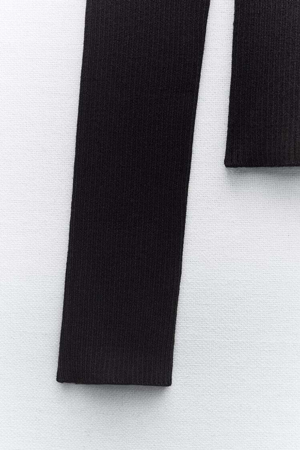 ZARA СВИТЕР С ВОРОТНИКОМ ИЗ ИСКУССТВЕННОГО МЕХА, ЧЕРНЫЙ