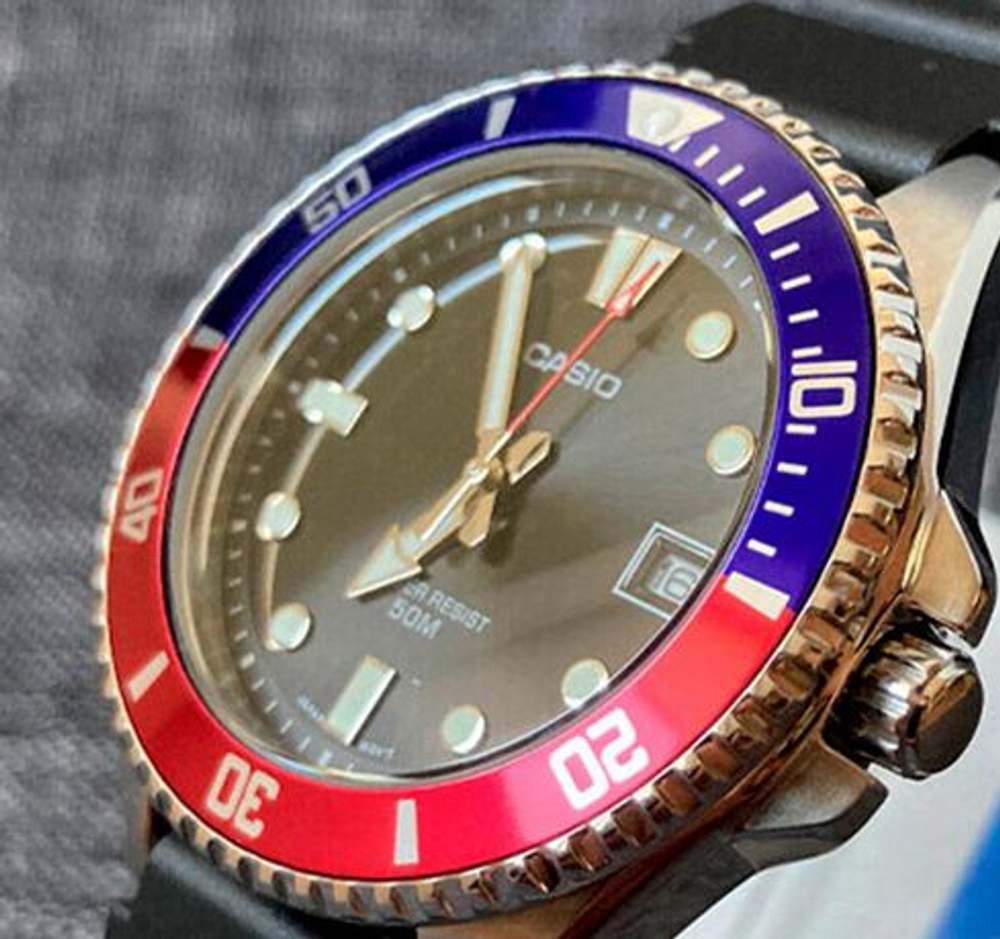 Мужские наручные часы Casio MDV-10-1A2