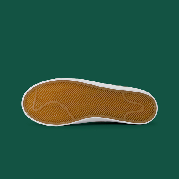 Кеды Nike SB Zoom Blazer Low Pro GT артикул:DC7695-102 - купить в магазине Дайс