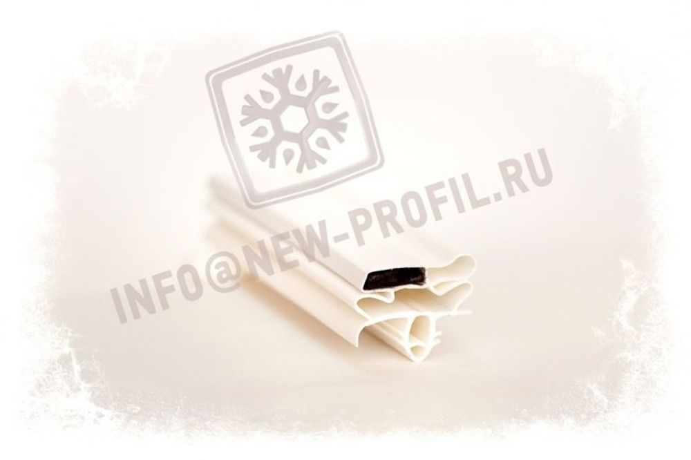 Уплотнитель для холодильника Орск 121-1 м.к 700*565 мм (010)
