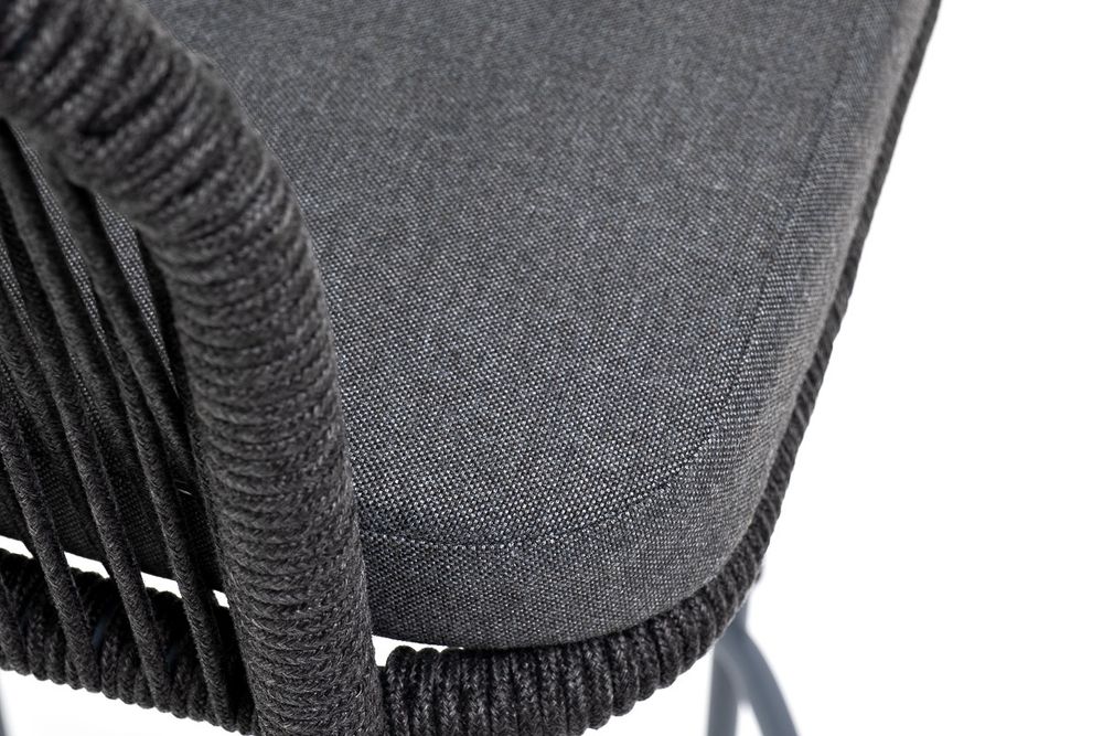 "Марсель" стул барный плетеный из роупа, каркас из стали серый (RAL7022) муар, роуп темно-серый круглый, ткань темно-серая 027
