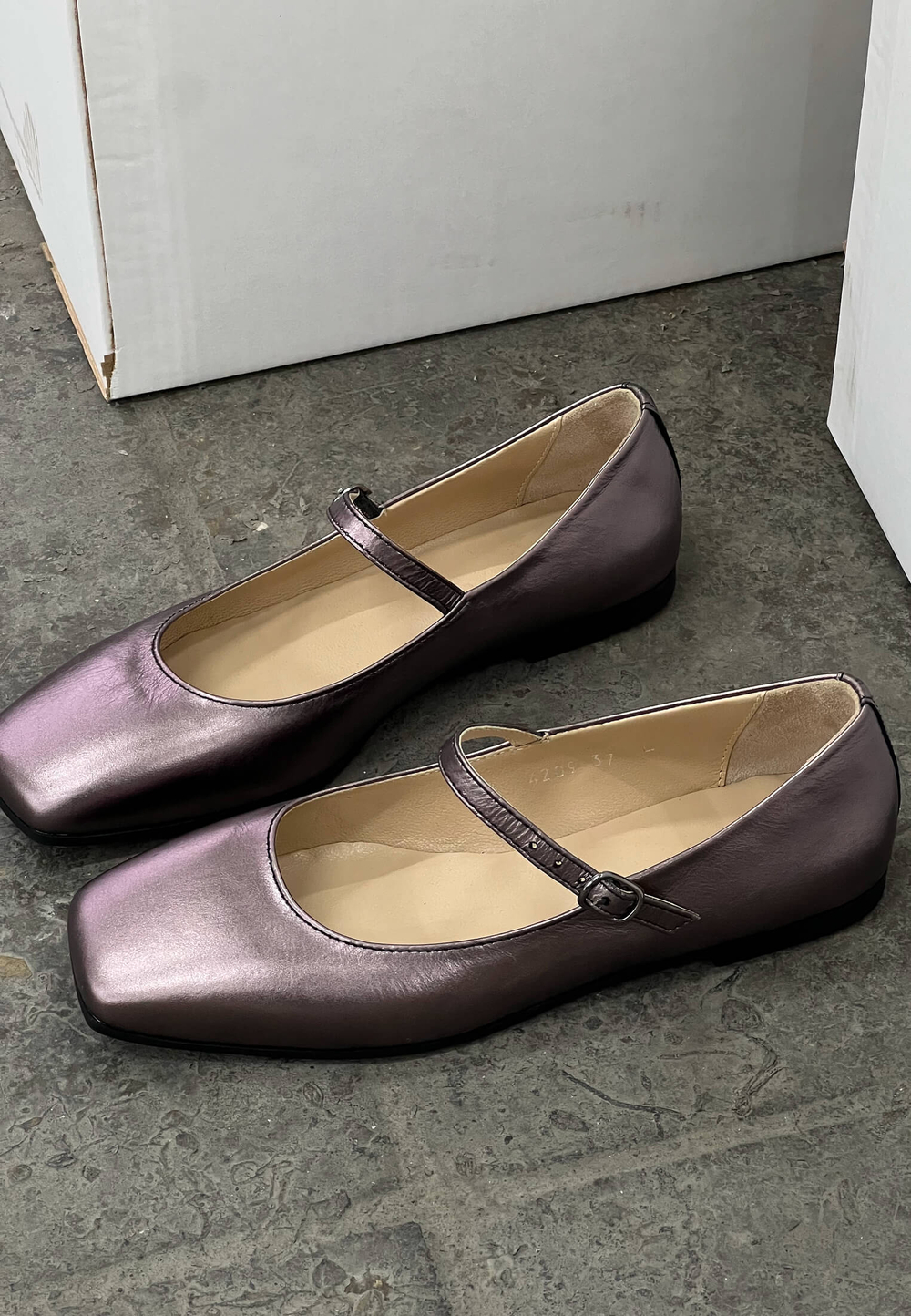 Туфли // Mary Jane // Metallic Lilac