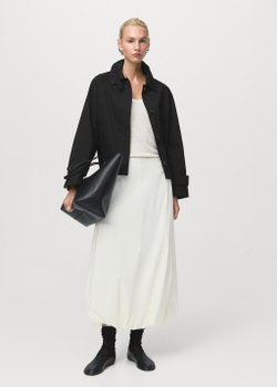 Короткий тренч оверсайз с хлястиками