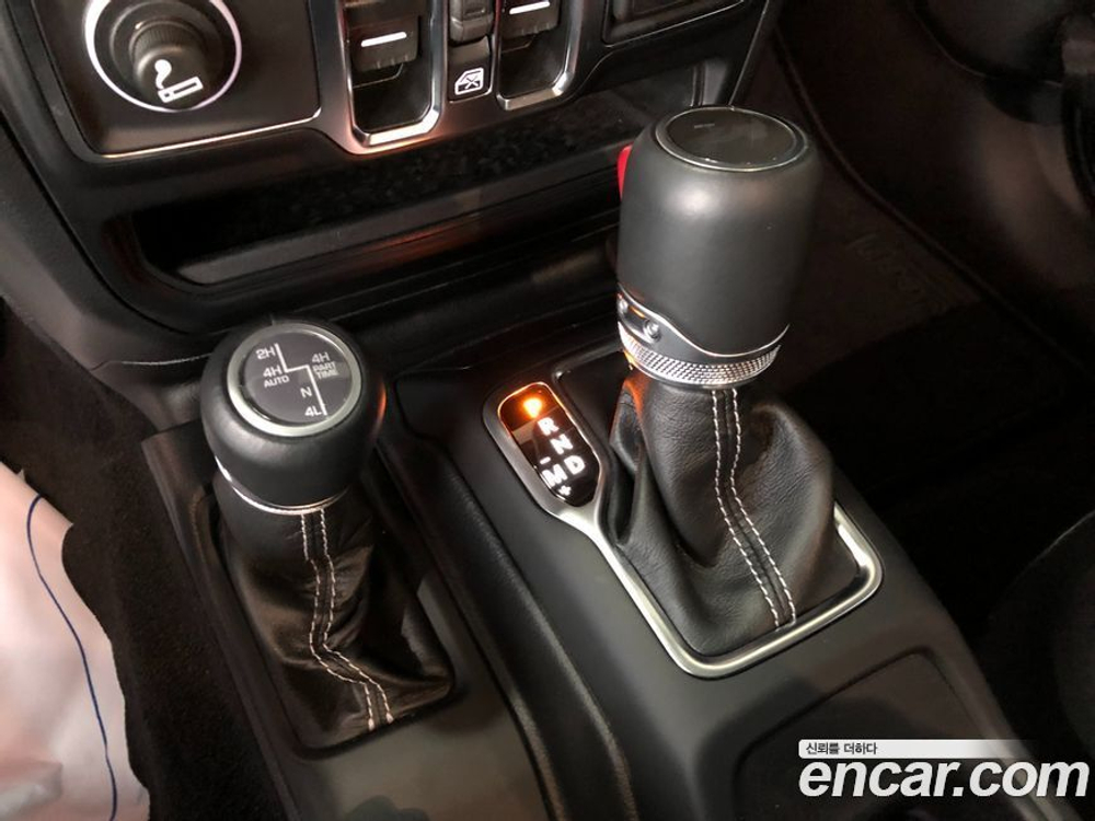 Jeep Wrangler (JL) 2.0 Overland Power Top 4 даери 4xe (06.2022)