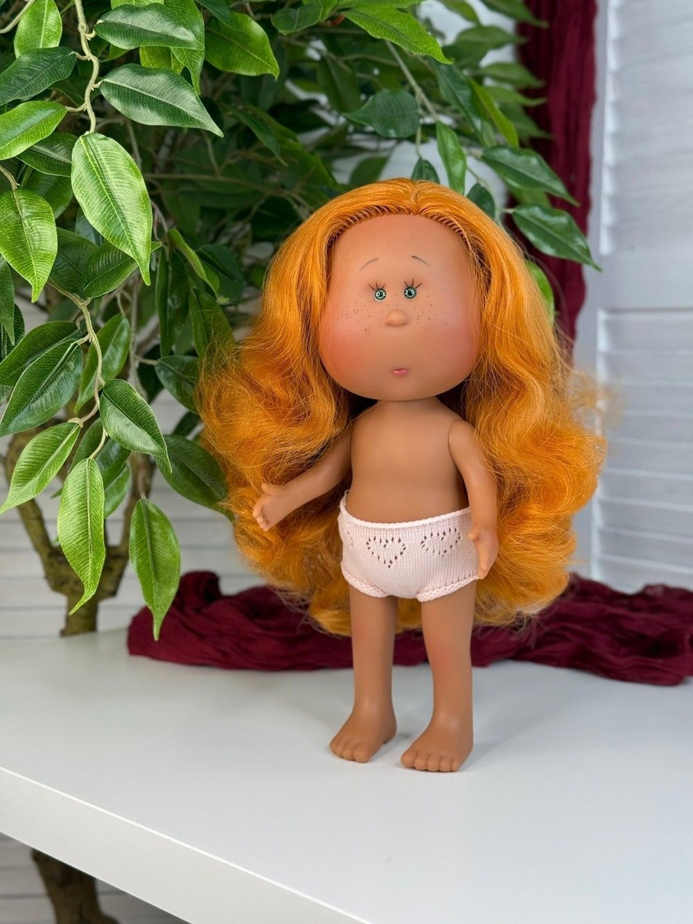 Кукла Nines виниловая 30см MIA LATINA без одежды (3000WL6A1)