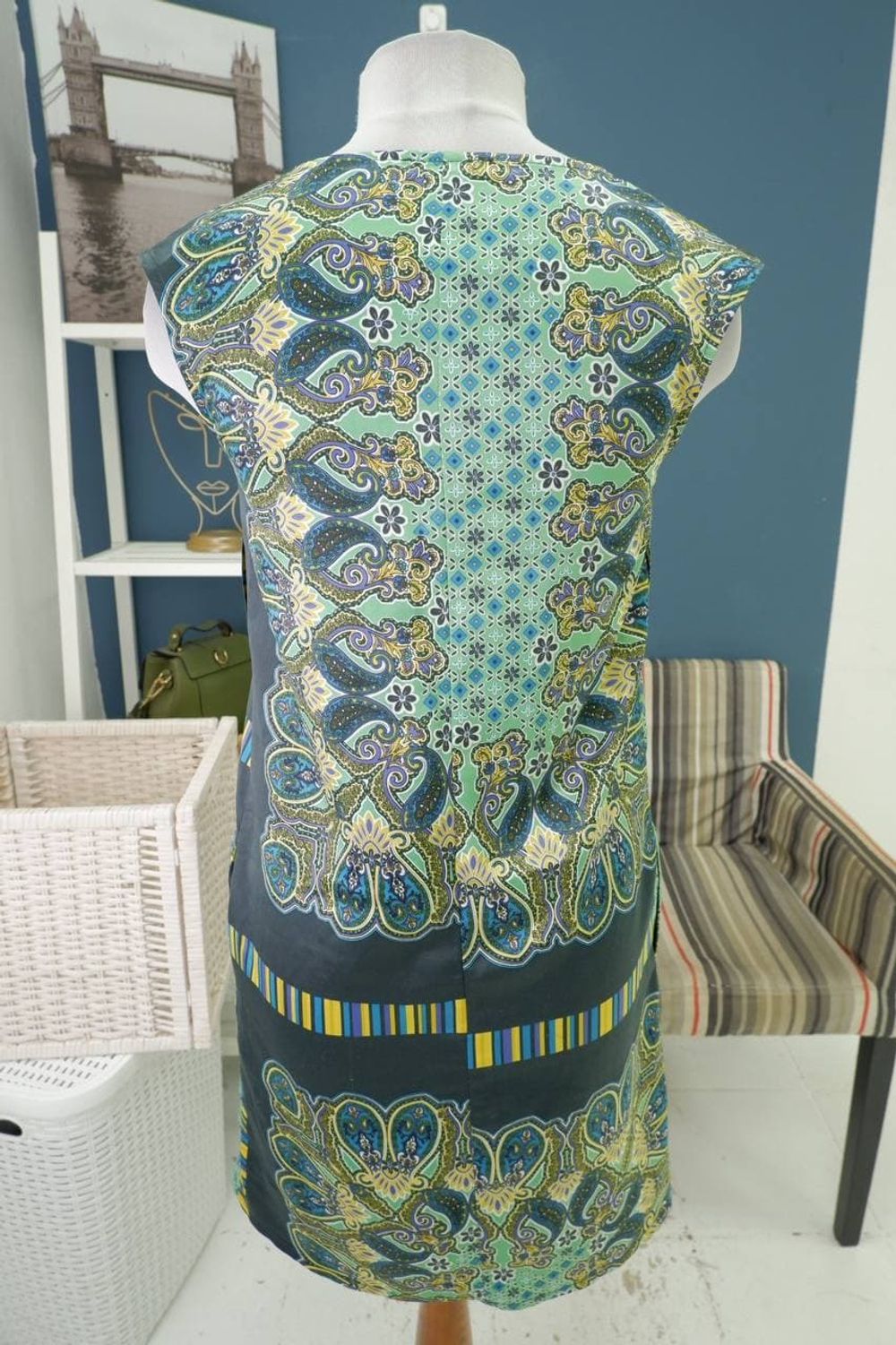 Платье Axara с коротким рукавом 40-42 размер