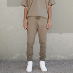 Штаны Fear of God Essentials FW21 Sweatpant Harvest Logo, FOG-FW21-023