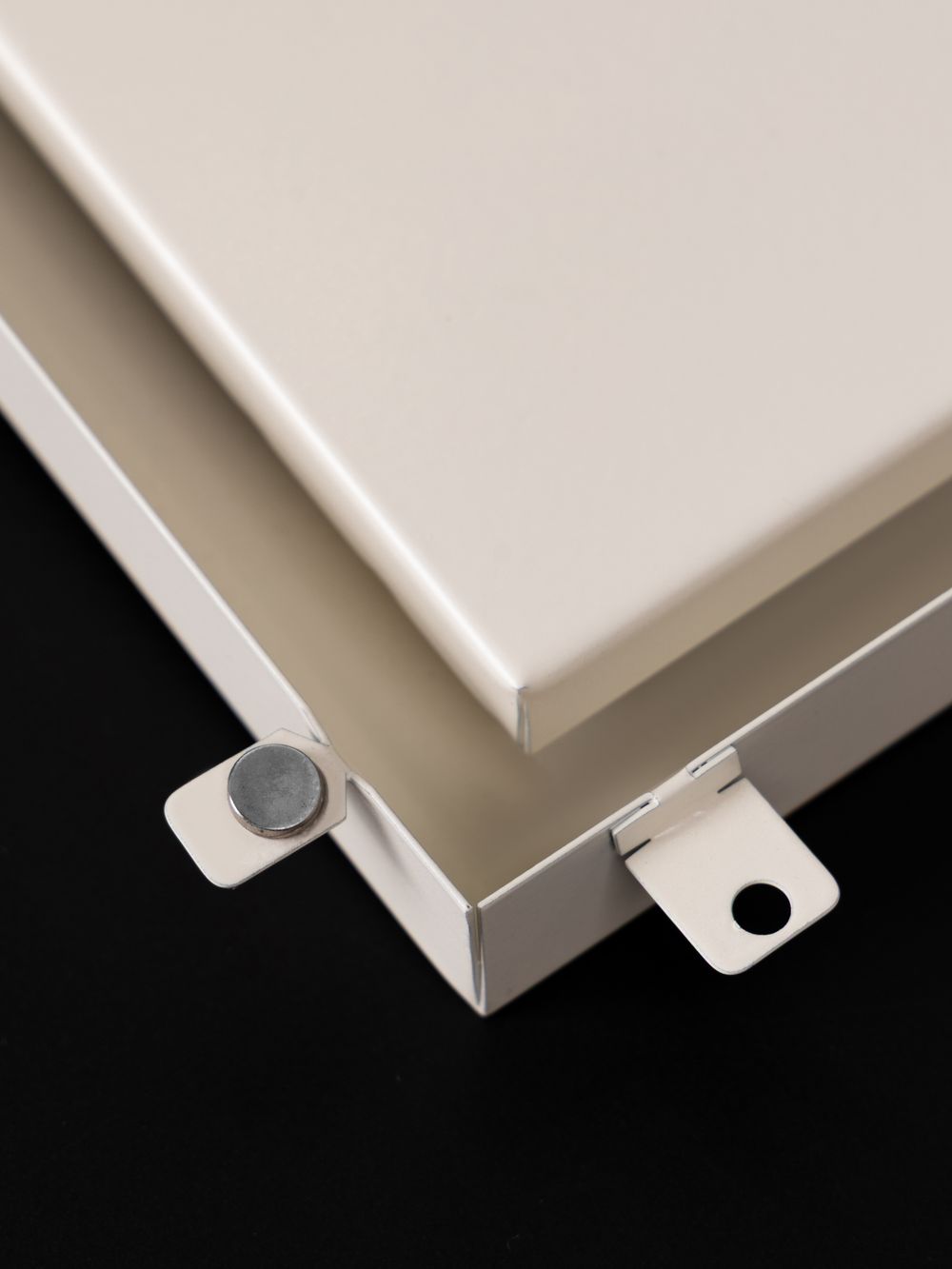 Люк Ревизионный 200х300 Бежевый