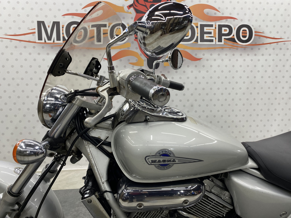 Honda Magna 250 , 1999