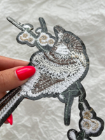 Нашивка с птицей 16х17 см