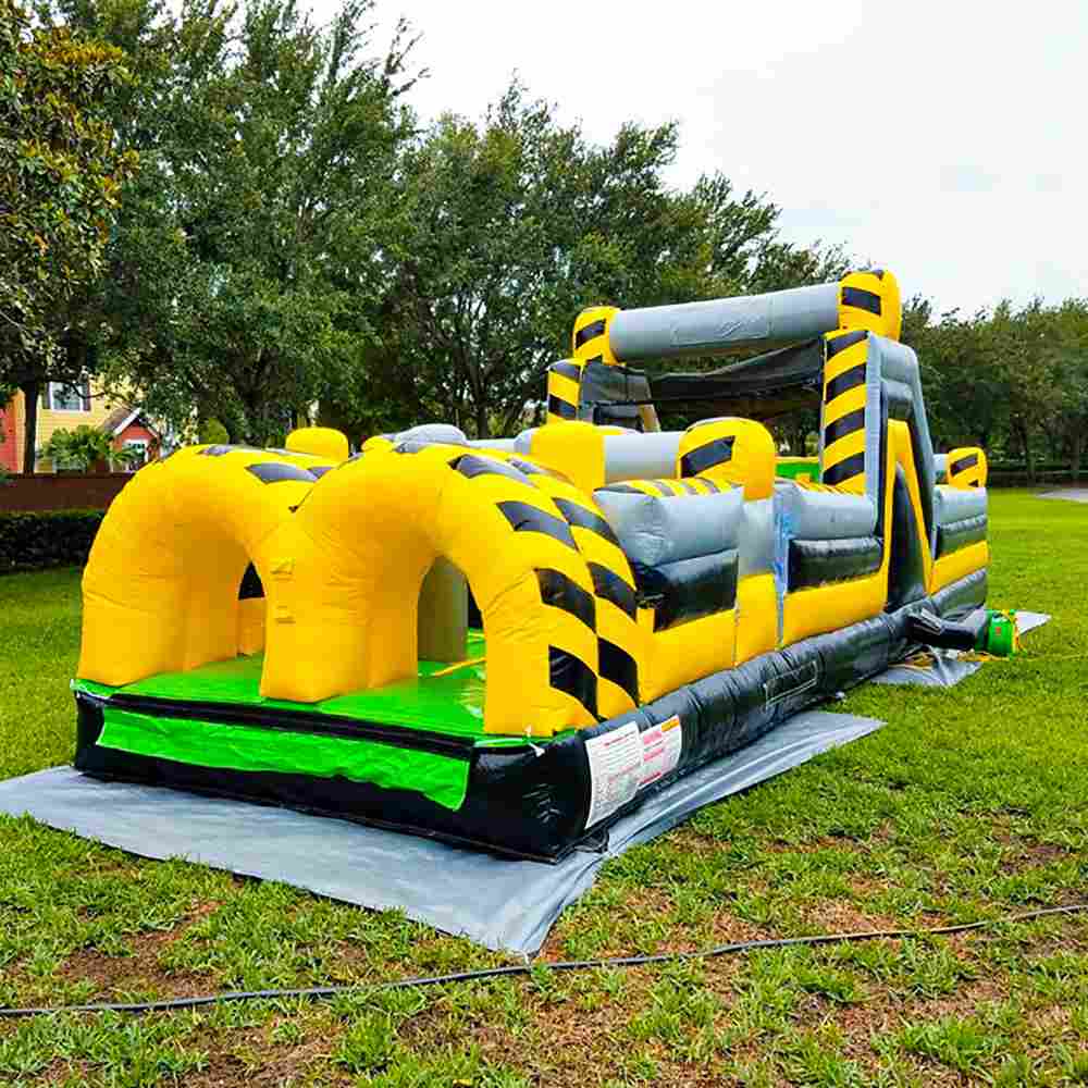 Коммерческая надувная полоса препятствий «Радиация», 18×3×4 м