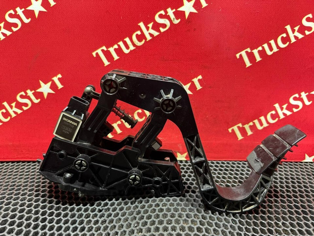 Педаль газа