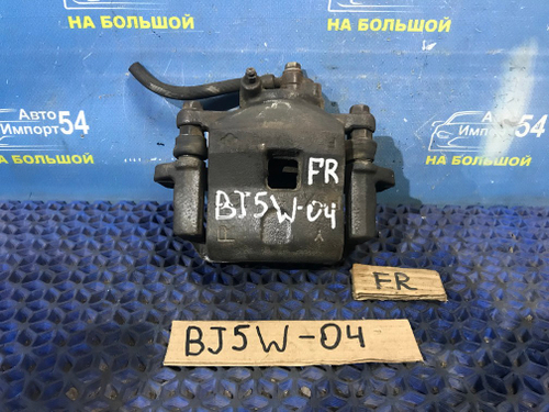 Суппорт тормозной передний правый MAZDA FAMILIA 1999