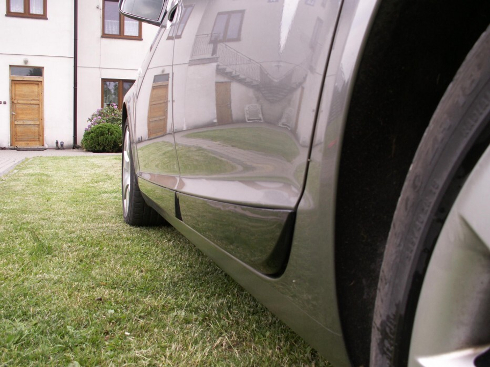 Накладки на двери-молдинги RS Audi A6 C6