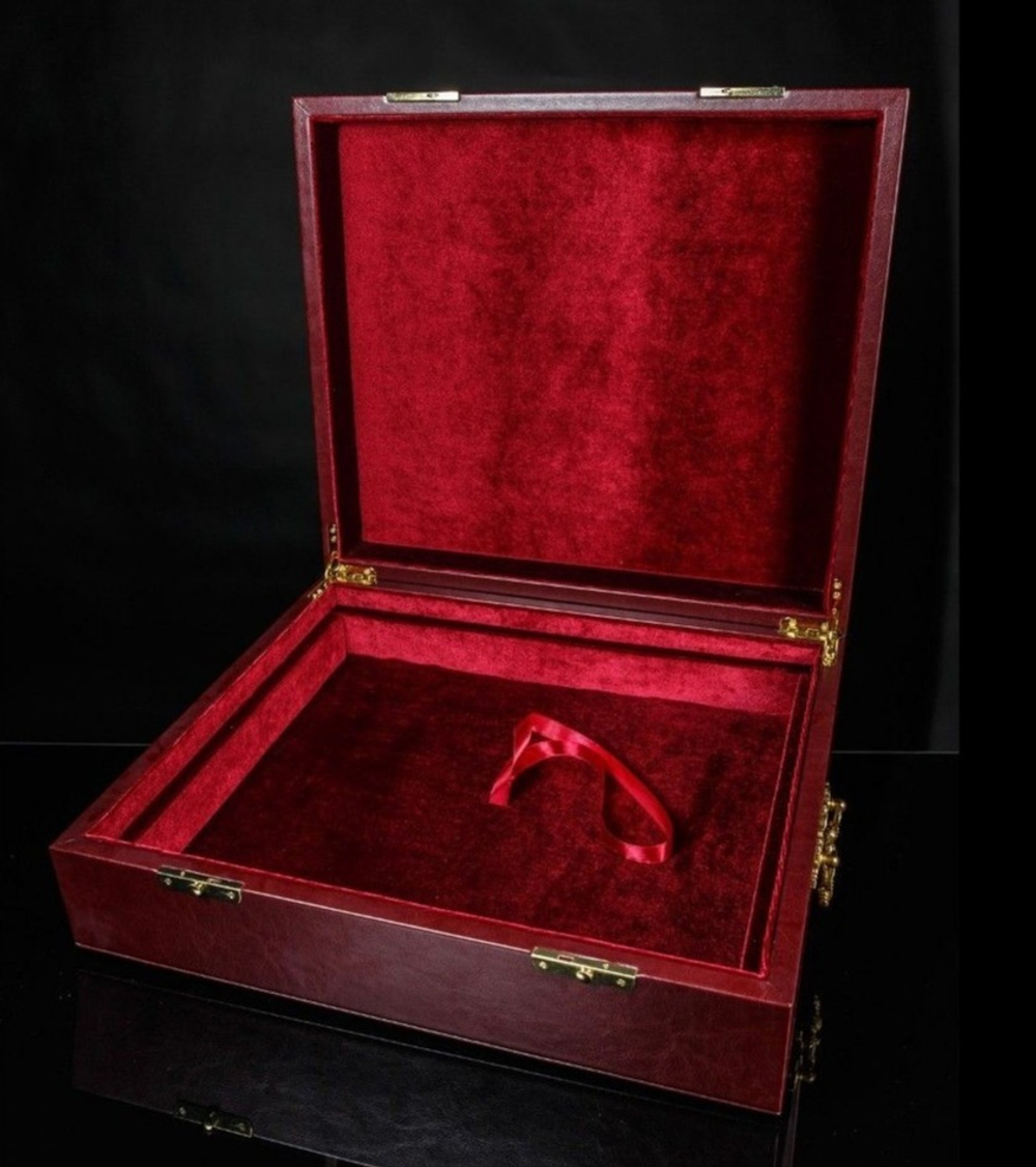 Подарочный ларец для Родословной книги, искусственная кожа