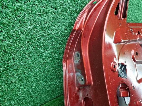 Дверь передняя правая Lada Vesta (2015-н.в.)