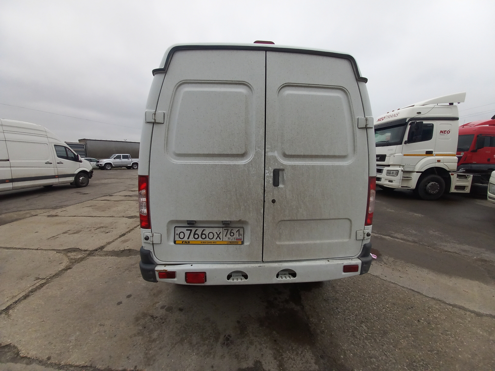 GAZ SOBOL Цельнометаллический 27527 (Бензиновый, 2,7 л, 107 л.с, 4WD)