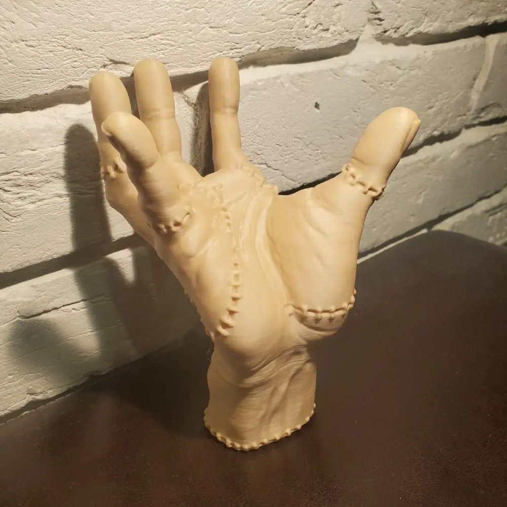 Вещь (модель 2), зомби рука Аддамса (The Thing Addams) из сериала Wednesday (крупные швы) 17см