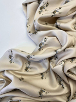 Вискоза песочная с цветочным принтом