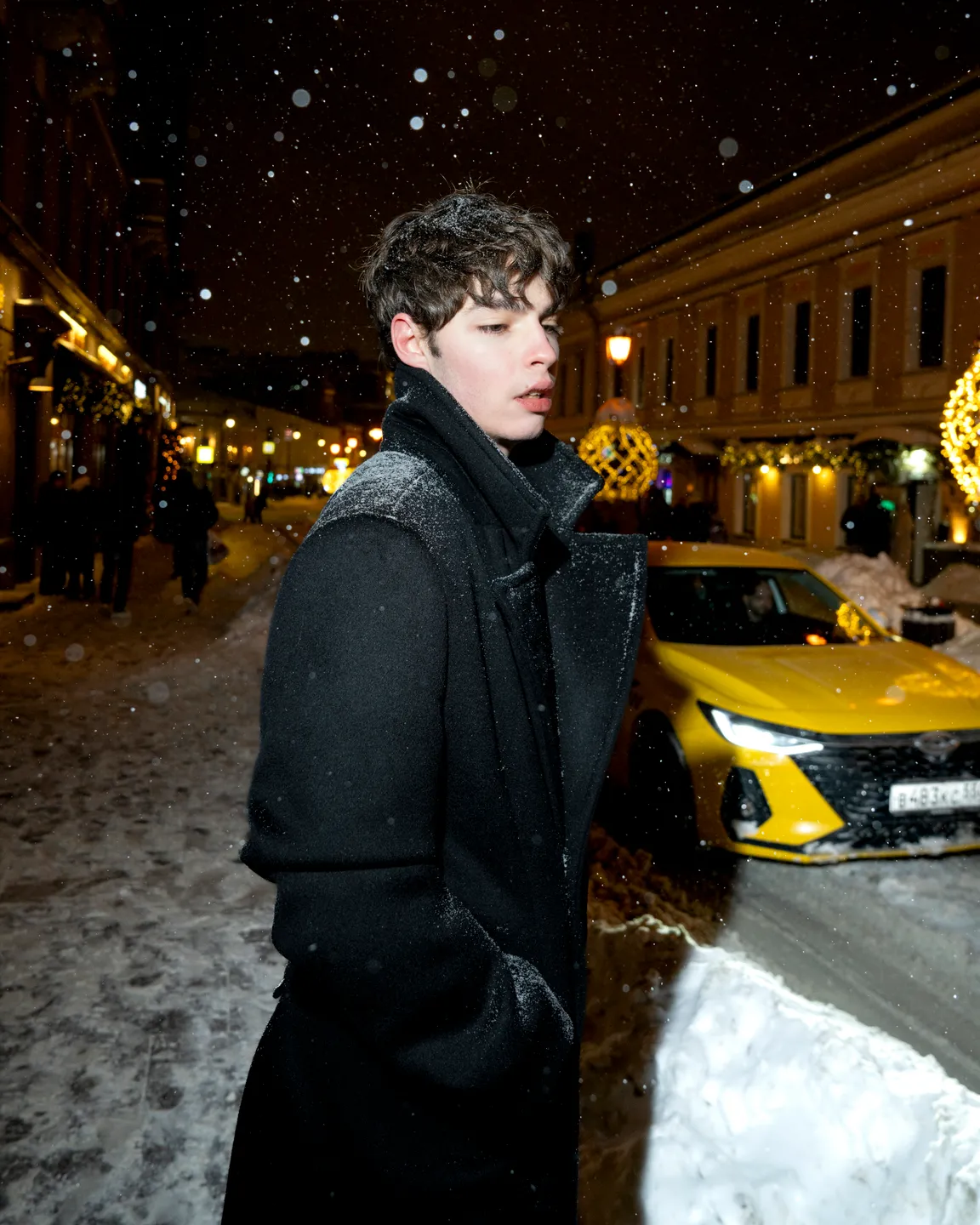 Черное пальто 