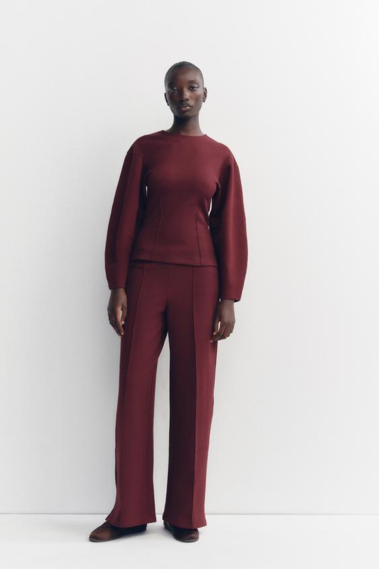 ZARA БРЮКИ ИЗ ИНТЕРЛОКА С РАЗРЕЗАМИ, ЦВЕТ БУРГУНДСКОГО ВИНА