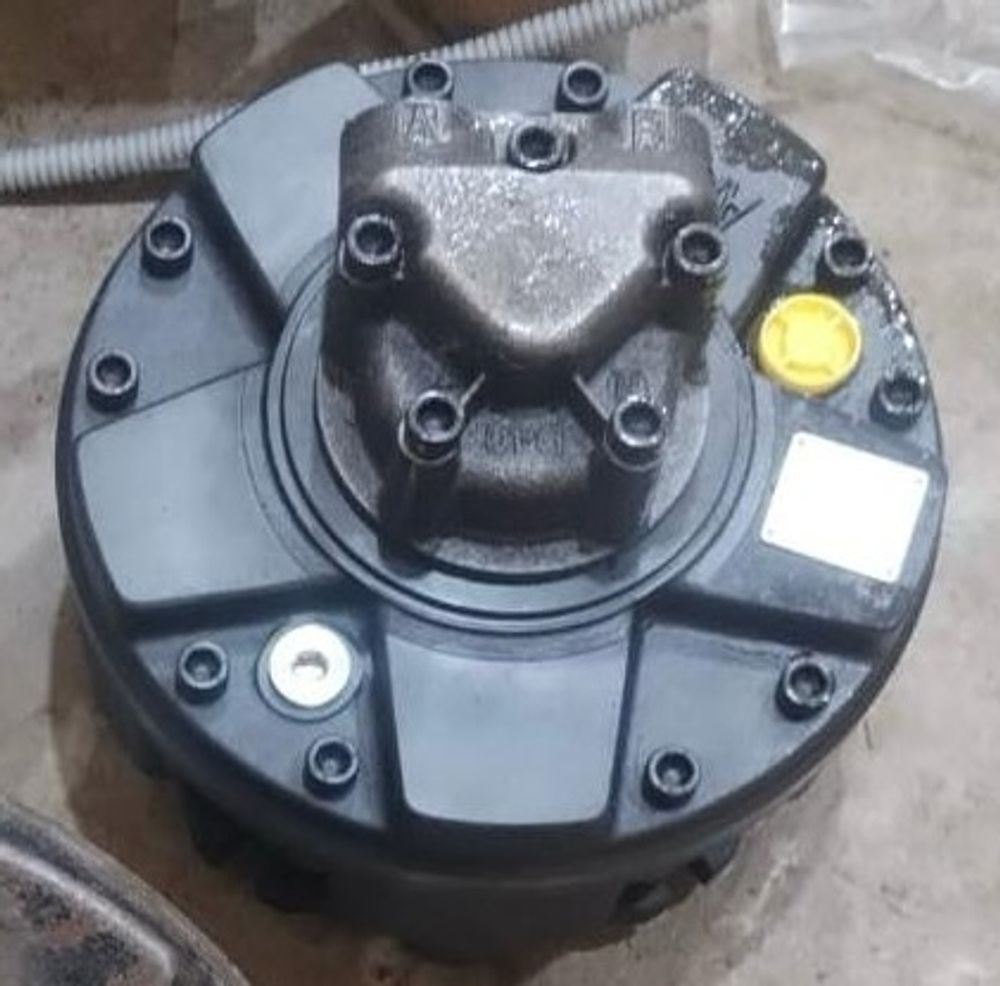 HGM2-420 - Гидромотор радиально-поршневой нерегулируемый, высокомоментный, эксцентриковый вал, рабочий объем 425 см3, номинальное давление 250 бар