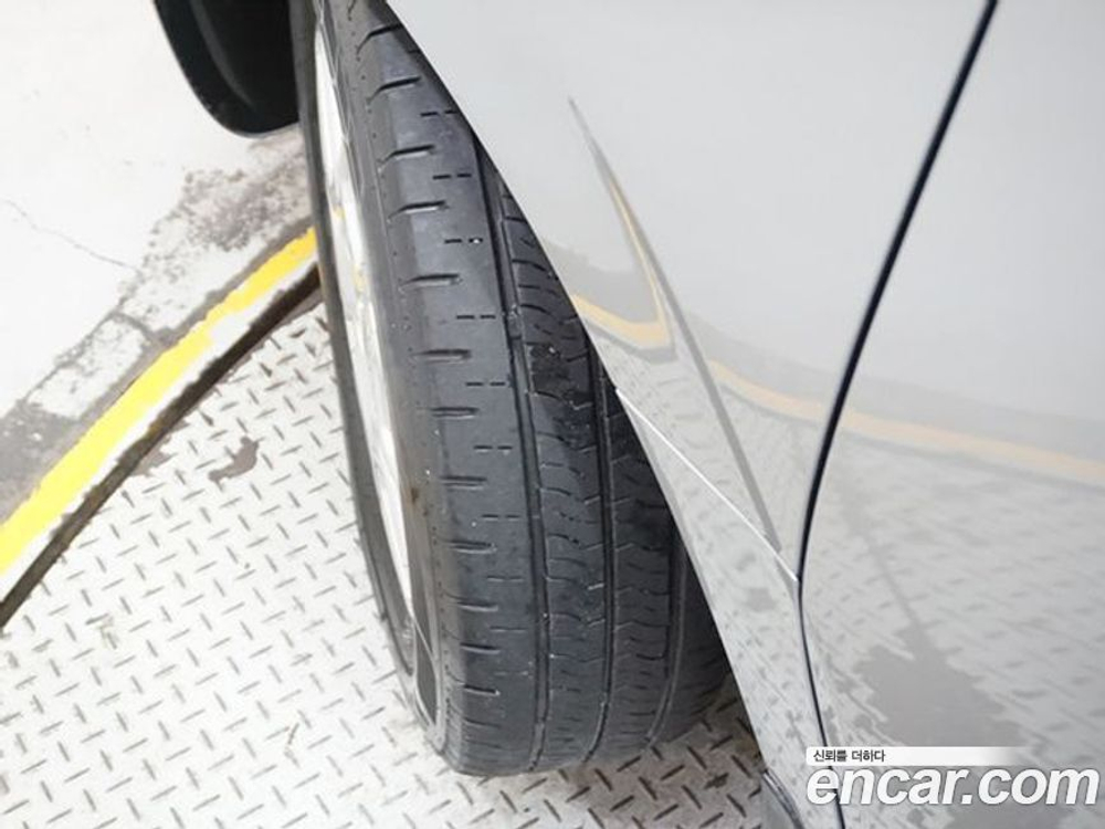 Hyundai Staria Cargo 5인승 (04.2022)
