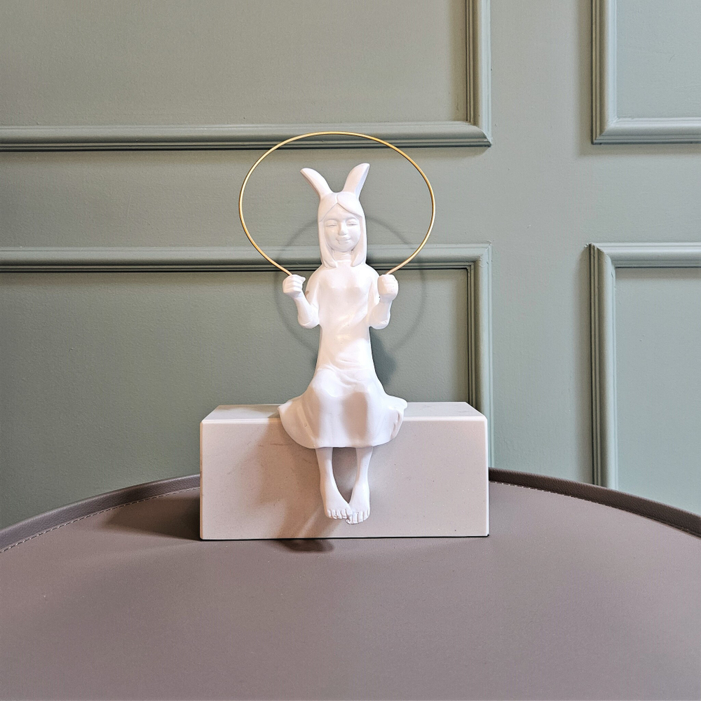 Статуэтка Happy Girl