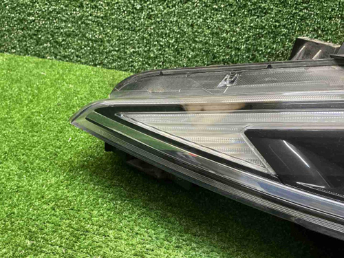 Фара левая Hyundai Elantra 6 AD (2018-2020) LED