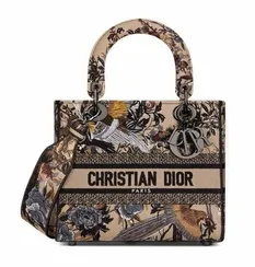 Женская сумка Dior Lady D-lite, модель среднего формата бежевый