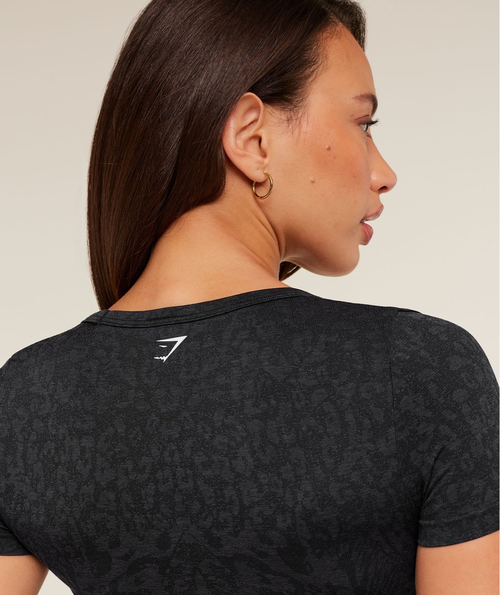 Футболка GYMSHARK Adapt Animal X Whitney Short Sleeve Black