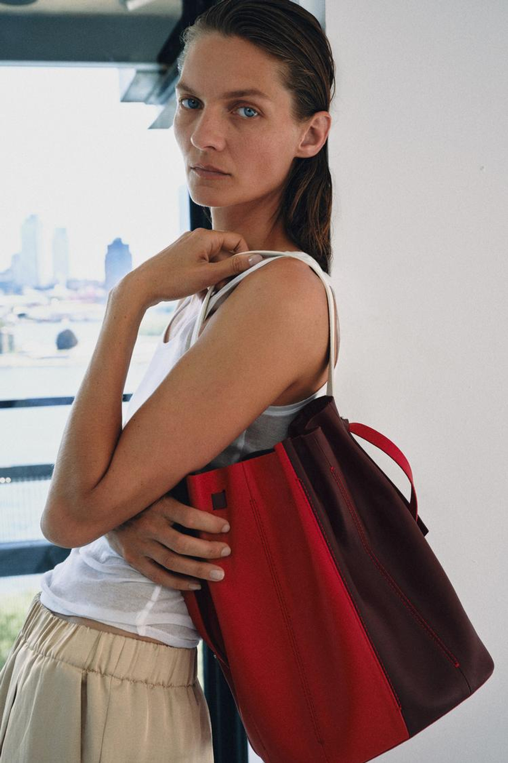 ZARA КОМБИНИРОВАННАЯ КОЖАНАЯ СУМКА, КРАСНЫЙ
