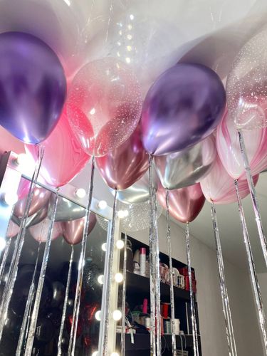 Акции и Палитра