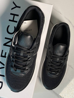 Кроссовки Givenchy