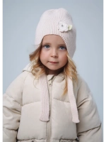 Шапка-чепчик для девочек на осень
