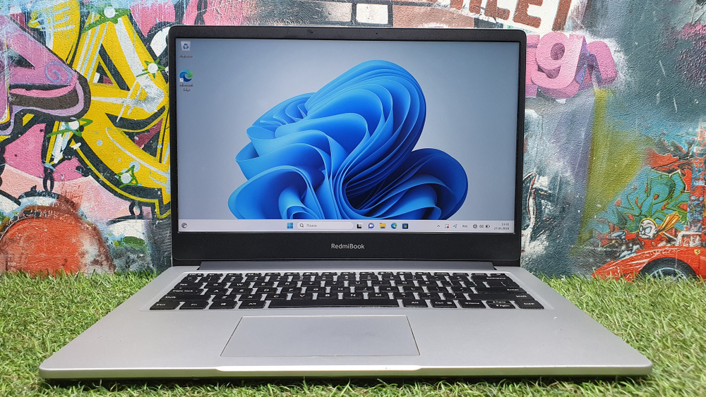 Ноутбук Xiaomi Ryzen 5/8Gb/FHD