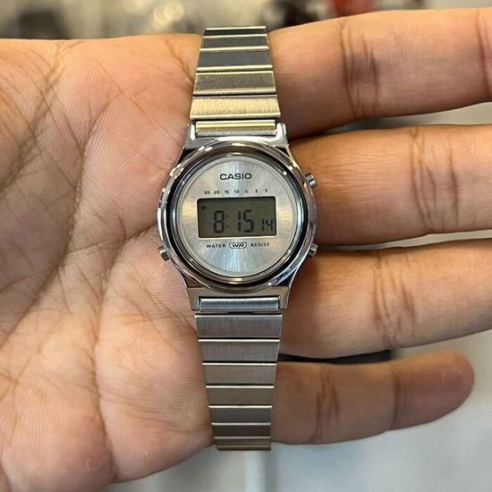 Наручные часы Casio Vintage LA700WE-7AEF