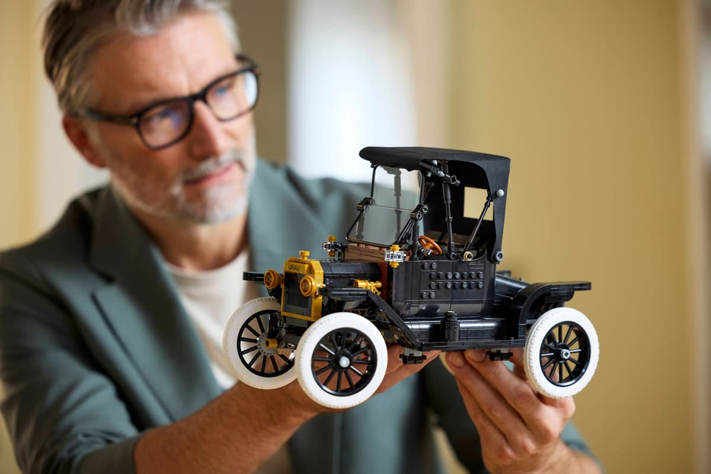 Конструктор LEGO Icons 11376 Ford Model T