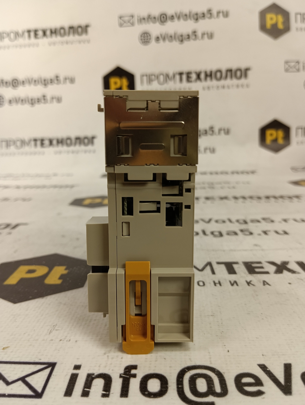 Omron CJ1W-AD081-V1 новое