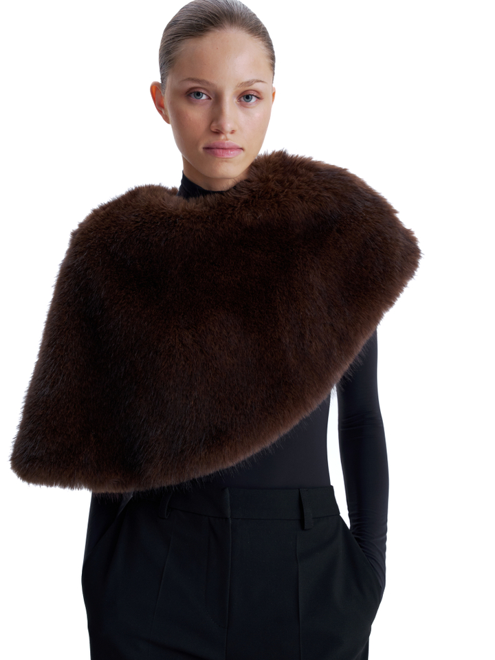 Асимметричная меховая накидка