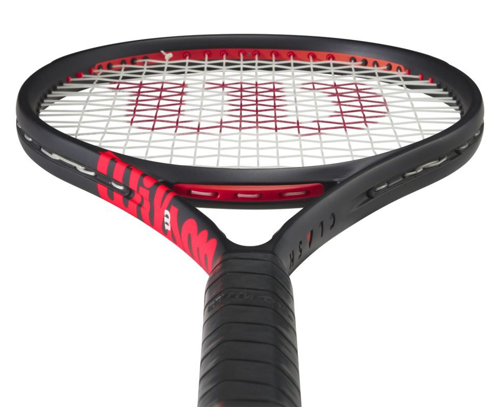 Теннисная ракетка Wilson Clash 100 Pro V3.0 + струны