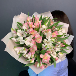 Букет 15 альстромерий микс