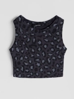 Черный костюм для девочки с шортами бермудами