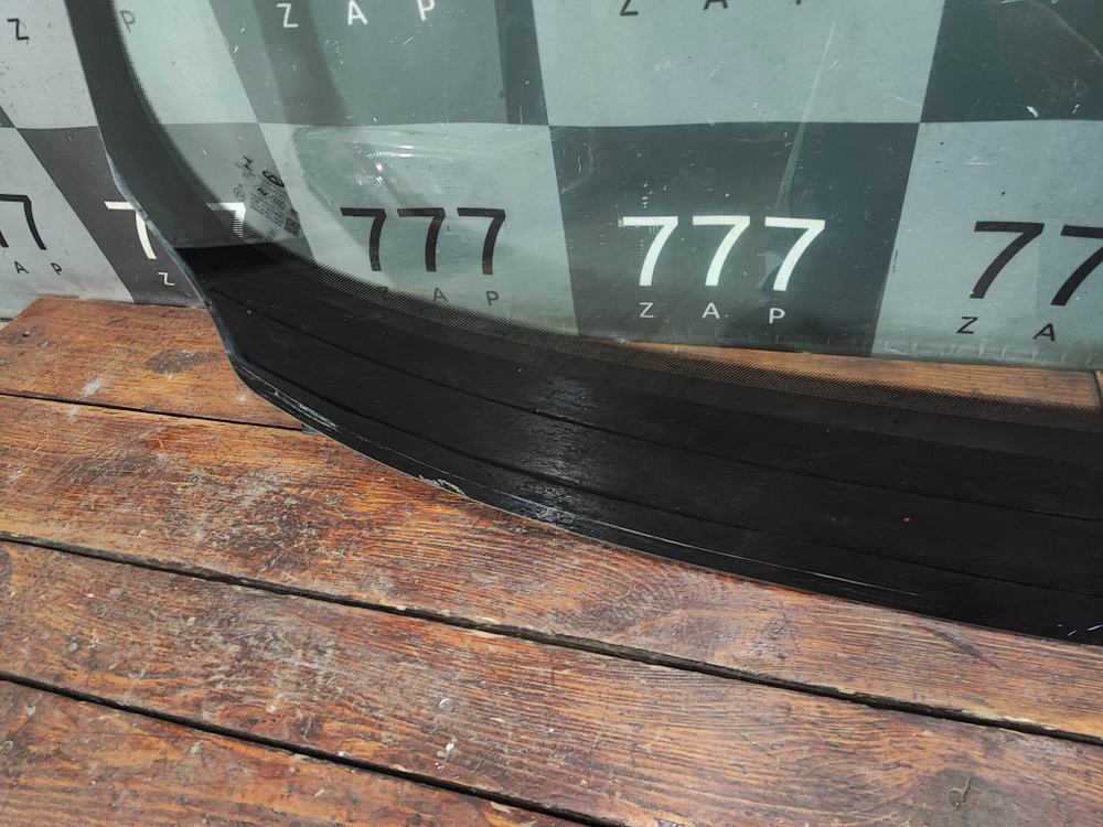 Стекло лобовое с обогревом Chery Tiggo 7 Pro 20-24 Б/У Оригинал 555000137AA