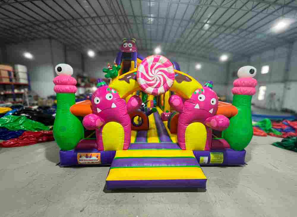 Коммерческий надувной батут «Звёздное приключение» 12*6*9 м