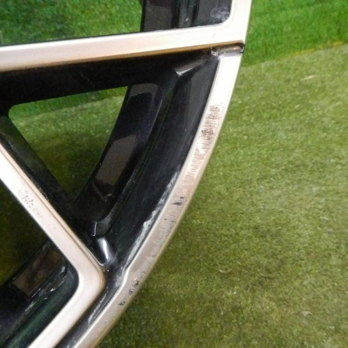 Диск литой R20 BMW M8 F91 F92 F93 (2019-н.в.) 813 стиль задний